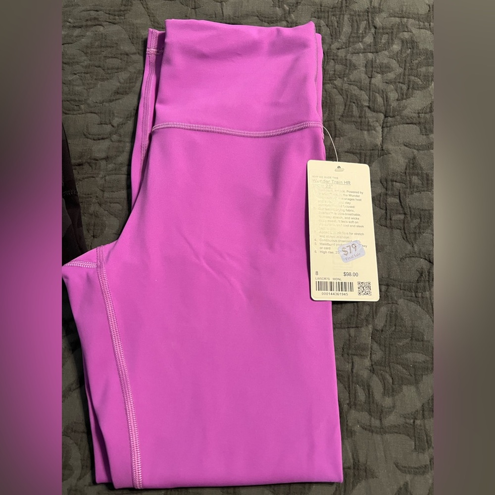 NWT Lululemon Wunder Train 25 inch leggings, moonlit magenta